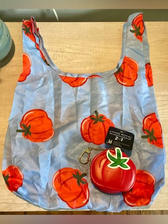 Living Royal Bag Charm with Reusable Bag - Picture 7 of 7